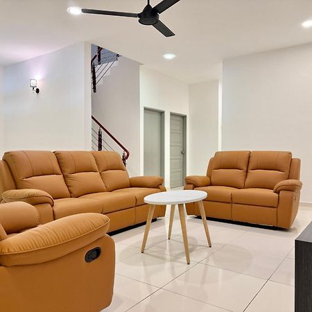 Langkawi Cozy Holiday Home At Taman Simfoni By Zervin クア エクステリア 写真